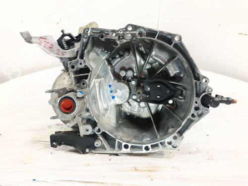 Used Gearbox CITROËN C3 III (SX) 1.2 THP 110 (SXHNPS, SXHNZT, SXHNZ6) (110 hp) 29638291