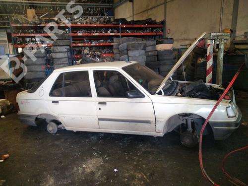Used Parts PEUGEOT 309 I (10C, 10A)    1066312