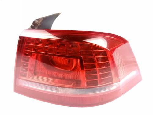 Used Right taillight Right taillight VW PASSAT B7 (362) 2.0 TDI (140 hp) 22637378 22637378