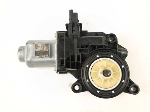 Used Right front window motor Right front window motor HYUNDAI i30 FASTBACK (PDE, PDEN) 1.0 T-GDI (120 hp) 40459663 40459663