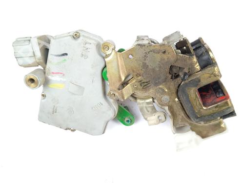 Rear left lock NISSAN TERRANO II (R20) 2.7 TDi 4WD | BP19072442C100 