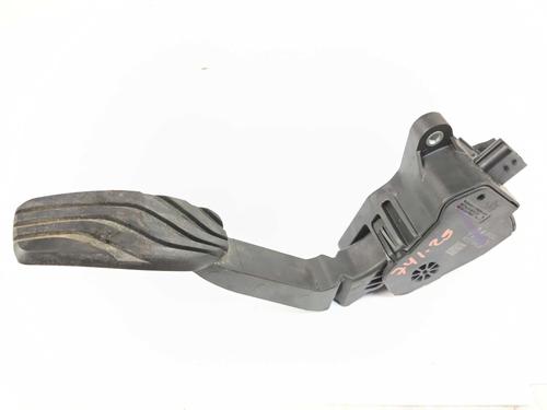 Used Pedal Pedal 30838308 30838308