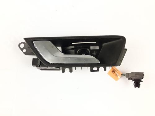 front-left-interior-door-handle-ford-kuga-iii-dfk-2019-33760400 main image