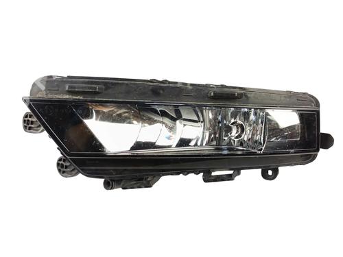 left-front-fog-light-skoda-octavia-iii-combi-5e5-5e6-2012-2013-2014-2015-2016-2017-2018-2019-2020-38711878 main image
