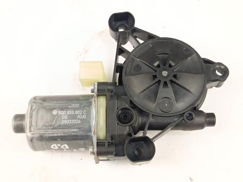 right-front-window-motor-cupra-formentor-km7-kmp-2020-34158359 main image