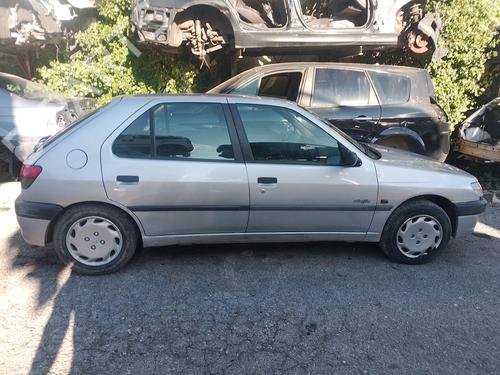 Brugte PEUGEOT 306 Hatchback (7A, 7C, N3, N5) 1.9 D (69 hp) 4405002