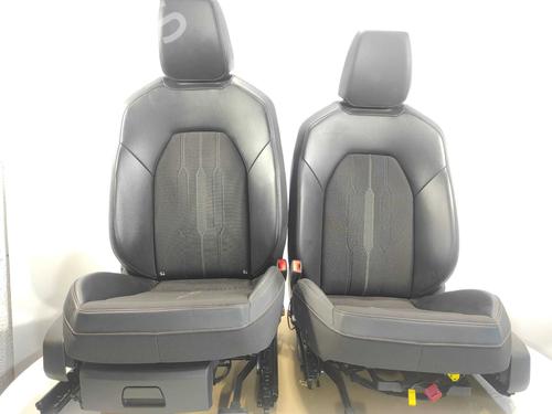 Used Seats set Seats set CUPRA FORMENTOR (KM7, KMP) 1.5 TSI (150 hp) 17584962 17584962