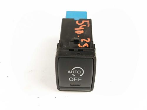 switch-nissan-micra-v-k14-2016-29163760 main image