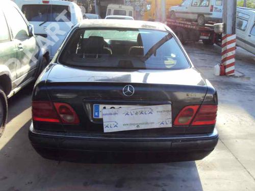 Right taillight MERCEDES-BENZ E-CLASS (W210) E 290 Turbo-D (210.017) | BP9989585C35 