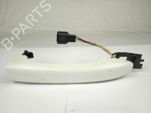 front-left-exterior-door-handle-renault-megane-iv-hatchback-b9amn_-806077319r-2015-12569589 main image