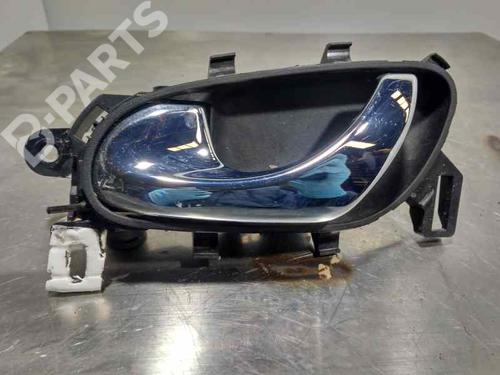 Used Front left interior door handle RENAULT KADJAR (HA_, HL_) [2015-2025]  10930229