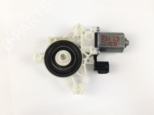 Used Right rear window motor FORD FOCUS IV (HN) 1.5 EcoBlue (120 hp) 31354248