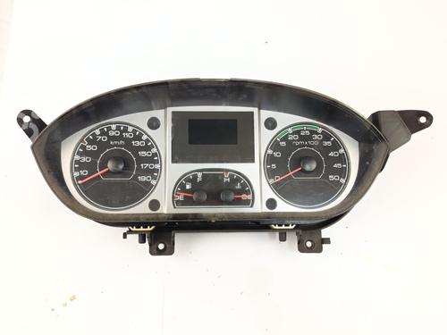 Used Instrument cluster IVECO DAILY IV Platform/Chassis 35C14, 35S14, 35S14 /P (136 hp) 33027947