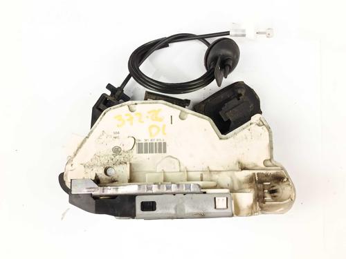 front-left-lock-seat-leon-5f1-2012-2013-2014-2015-2016-2017-2018-2019-2020-2021-36385543 main image