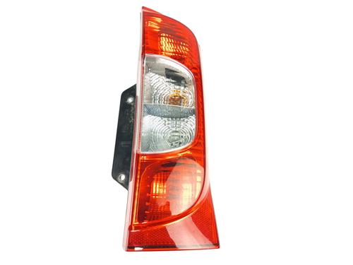 Feu arrière droit FIAT QUBO (225_) 1.3 D Multijet (225CXB1A, 225AXB1A, 225CXB11, 225AXB11,... (75 hp) 30745541