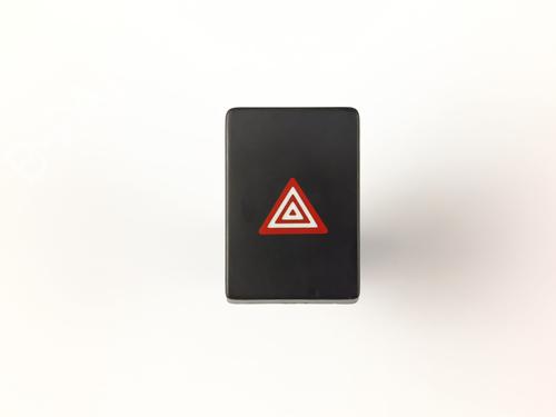 Used Warning switch OPEL FRONTERA (OV24) 1.2 MHEV (101 hp) 32518573