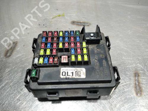 Used Fuse box Fuse box 10179900 10179900