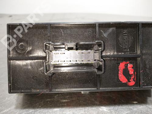 Right front window switch NISSAN JUKE (F15) 1.6 DIG-T NISMO RS | BP10027578I26 