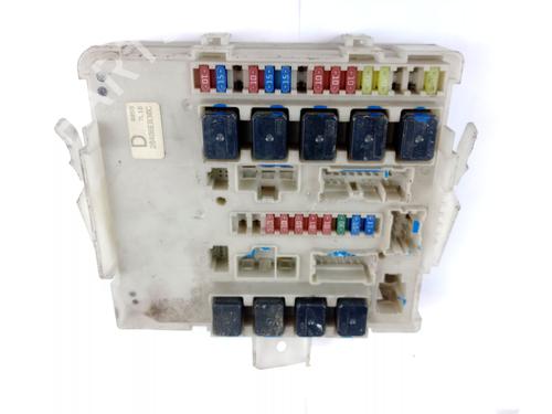 Used Fuse box NISSAN PATHFINDER III (R51) 2.5 dCi 4WD (174 hp) 18527065