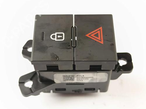warning-switch-hyundai-i20-iii-bc3-bi3-2020-28516890 main image