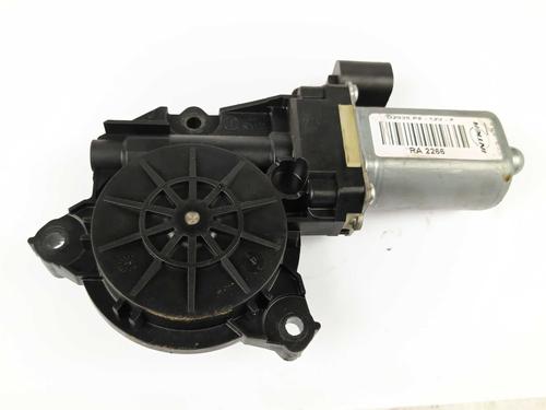 right-front-window-motor-alfa-romeo-159-939_-2005-2006-2007-2008-2009-2010-2011-2012-29709204 main image