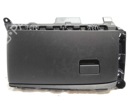 Used Glove box Glove box 16930415 16930415