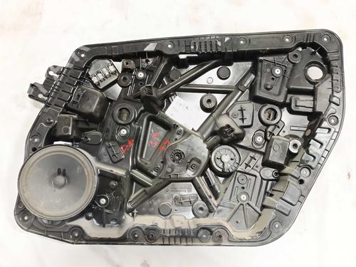 Used Front right window mechanism Front right window mechanism MERCEDES-BENZ A-CLASS (W177) A 180 d (177.010) (116 hp) 28025800 28025800