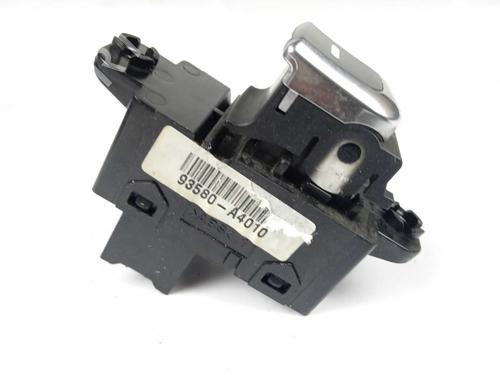 Right rear window switch KIA CARENS IV | BP10928473I28 - Image 2