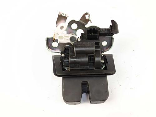 tailgate-lock-audi-a3-sportback-8va-8vf-2012-2013-2014-2015-2016-2017-2018-2019-2020-2021-33468474 main image