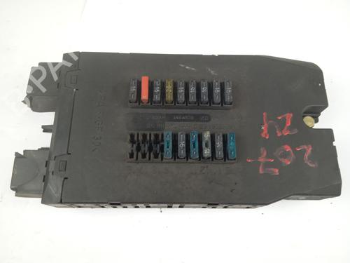 Used Fuse box MERCEDES-BENZ VITO Van (W638) 108 D 2.3 (638.064, 638.068) (79 hp) 18900862