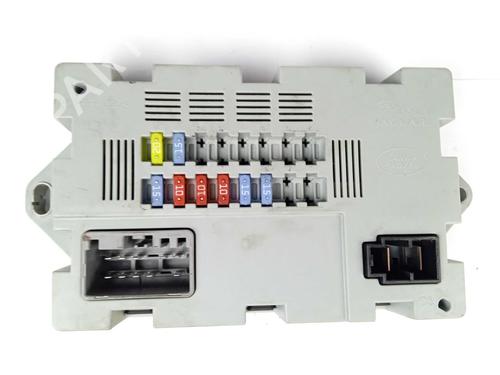 Used Fuse box Fuse box 11691687 11691687