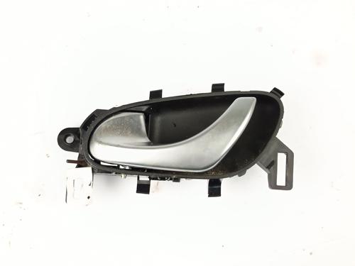 Venstre fortil invendig håndtag RENAULT KADJAR (HA_, HL_) 1.5 BLUE dCi 115 (HLA6) (116 hp) 31329886