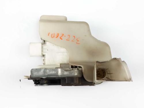 Used Front left lock Front left lock 35794344 35794344
