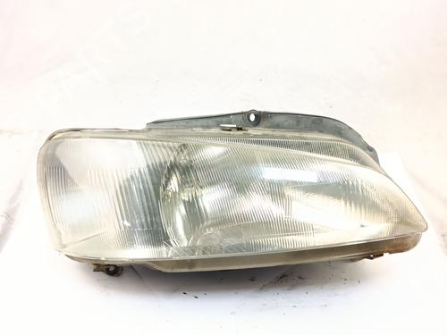 Used Right headlight PEUGEOT 106 II (1A_, 1C_) 1.5 D (57 hp) 31610749