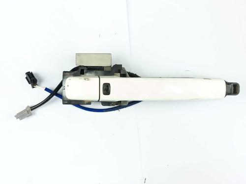 Used Front right exterior door handle Front right exterior door handle 32372825 32372825