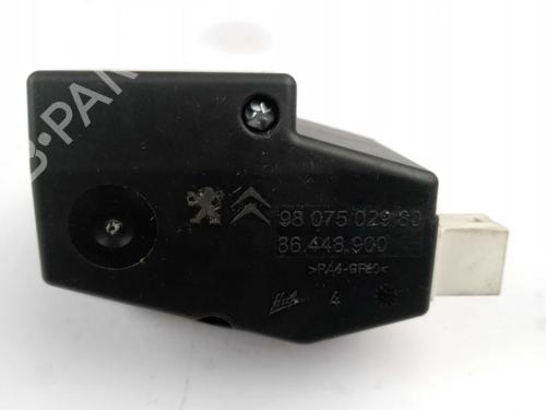 Used Electronic module Electronic module CITROËN C4 Picasso II 1.6 HDi / BlueHDi 115 (115 hp) 18844896 18844896