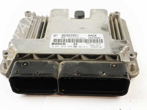 Used Engine control unit (ECU) Engine control unit (ECU) CHEVROLET CRUZE (J300) 2.0 CDI (125 hp) 27340618 27340618