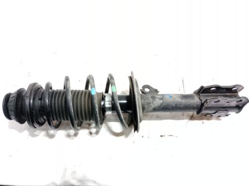 Used Right front shock absorber TOYOTA YARIS (_P13_) 1.3 (NSP130_, NSP130) (99 hp) 24052461