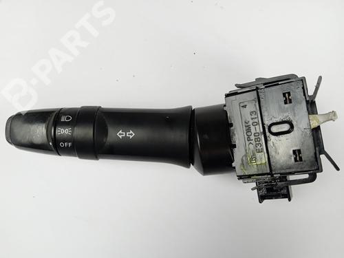 Used Headlight switch MITSUBISHI PAJERO IV (V8_W, V9_W) 3.2 DI-D (V88W, V98W) (170 hp) 10740621