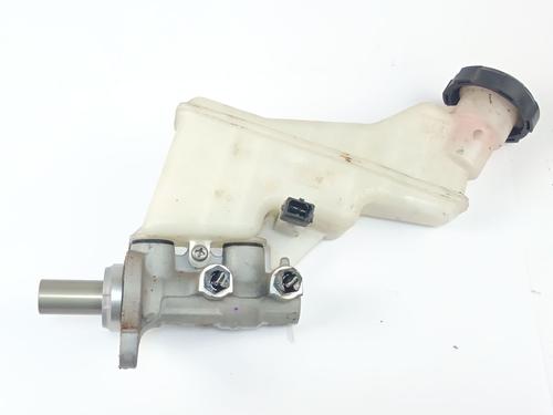 hovedbremsecylinder-kia-stonic-yb-2017-32096500 main image