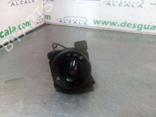 headlight-switch-vw-crafter-30-50-van-2e_-9065450104-8-pines-2006-2007-2008-2009-2010-2011-2012-2013-2014-2015-2016-10751970 main image
