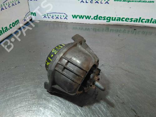 Used Engine mount BMW 1 (E87) 120 d (163 hp) 14353862