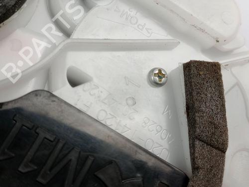 Rear left lock TOYOTA YARIS (_P13_) 1.3 (NSP130_, NSP130) | BP24052439C100 