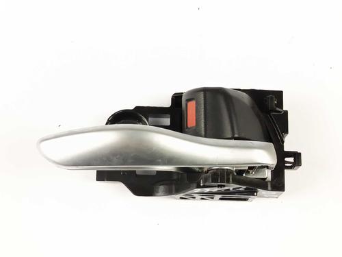 front-right-interior-door-handle-toyota-c-hr-_x1_-2016-34137765 main image