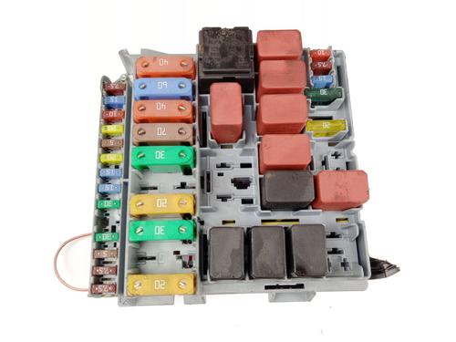 Used Fuse box ABARTH 500 / 595 / 695 1.4 (312.AXF11, 312.AXF1A) (180 hp) 29285423