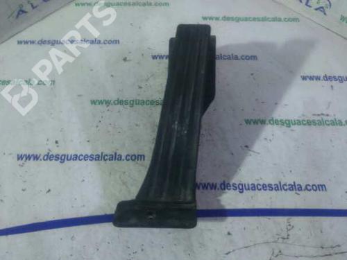 Used Pedal BMW 1 (E87) 118 d (143 hp) 9988034