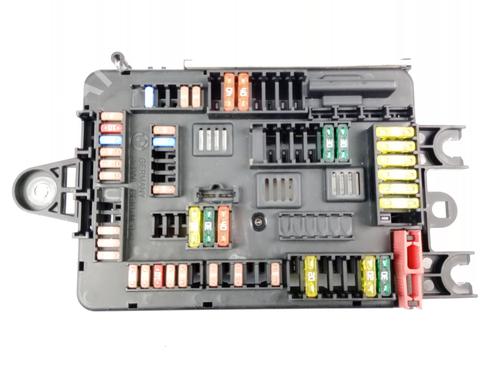 Used Fuse box BMW 1 (F20) 118 d (143 hp) 20313110