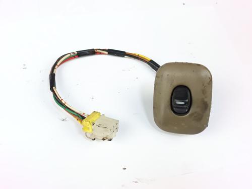 Used Left front window switch Left front window switch NISSAN TERRANO II (R20) 2.7 TD 4WD (101 hp) 33469754 33469754