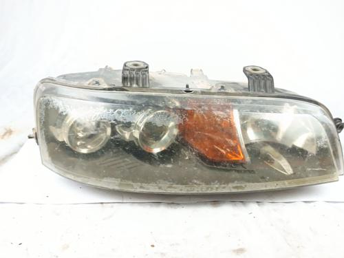 Used Right headlight FIAT PUNTO (188_) 1.2 60 (188.030, .050, .130, .150, .230, .250) (60 hp) 29586507