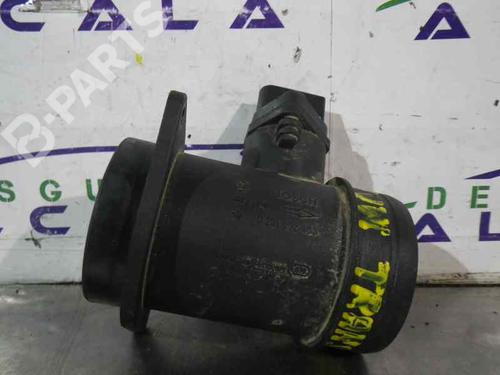 Used Mass air flow sensor VW TRANSPORTER T4 Platform/Chassis (70E, 70L, 70M, 7DE, 7DL, 7D [1990-2003]  11248531